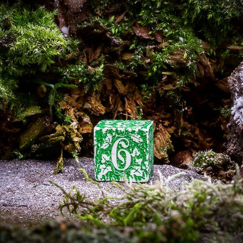 Forest Tundra Dice Set white and green