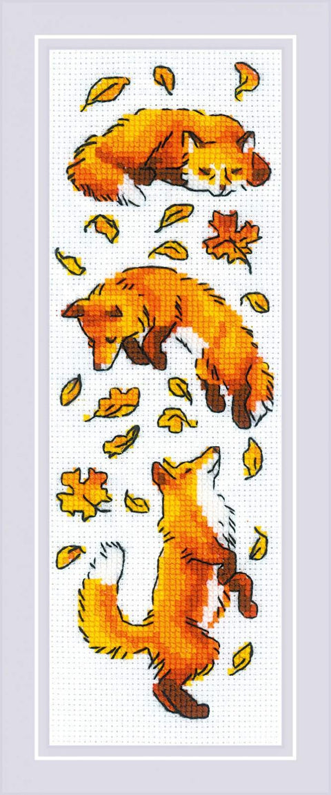 Foxes in the Leaves cross stitch kit by RIOLIS Ref. no.: 1879