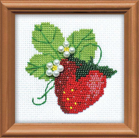 Garden Strawberry - Cross Stitch Kit from RIOLIS Ref. no.:1165