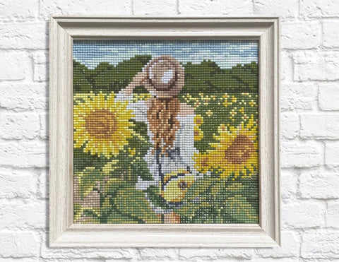 Girl in Sunflowers 20х20 Diamond Painting Set Cs2625