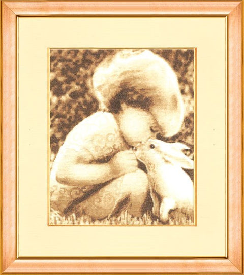 Girl with a Rabbit S/SV009