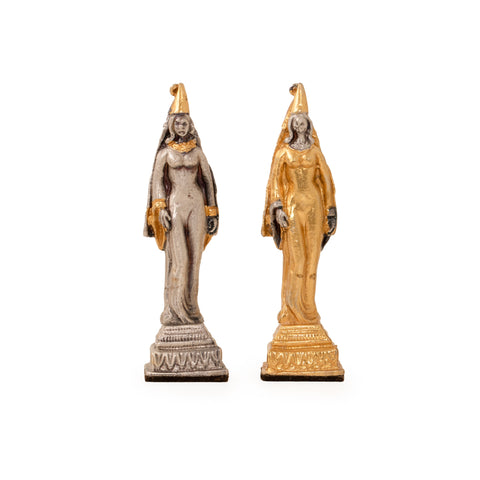 Gulliver and Lilliputians II: Luxurious Chess Set from Bronze finished using Real 24k Gold