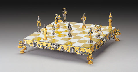 Gulliver and Lilliputians: Luxurious Chess Set from Bronze finished in 24k Gold