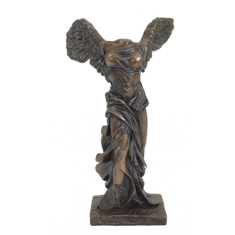 Winged Victory of Samothrace statue