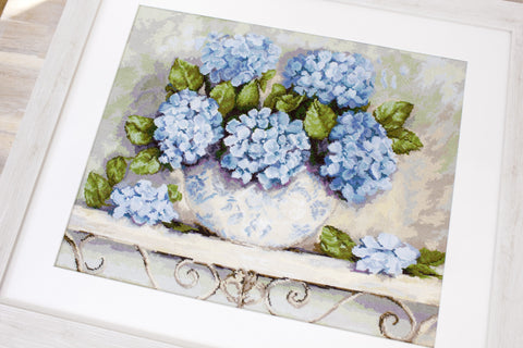 Hydrangeas SB2328 - Cross Stitch Kit