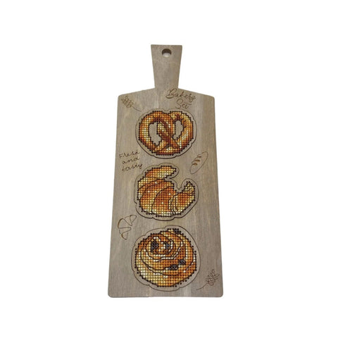 Bakery Embroidery Kit with Wooden Base, Cotton Mouline Threads, Felt and Chart, 9 x 23 cm, Kind Fox by Wizardi