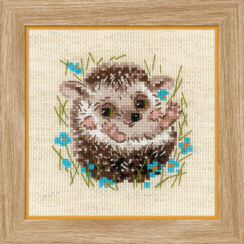 Little Hedgehog cross stitch kit by RIOLIS Ref. no.: 1753