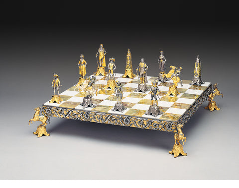 Louise XIV - The Sun King: Ultra Luxurious Chess Set From Bronze Finished Using Real 24k Gold