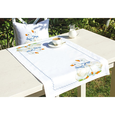 Table Topper SFM004 - Cross Stitch Kit