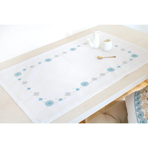 Table Topper SFM024 - Cross Stitch Kit