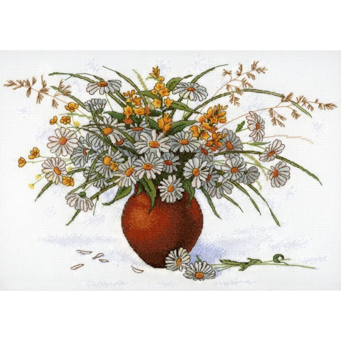 SNV-658 cross stitch kit by MP Studio