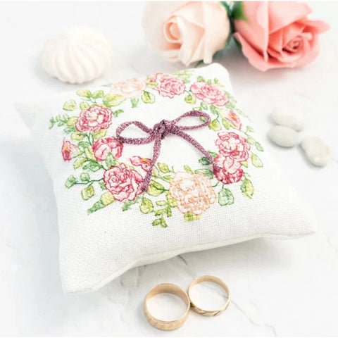 Luca-S Roses Story Wedding Cross Stitch Kit SW09