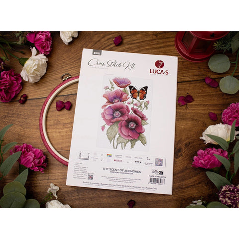 Luca-S Anemone Cross Stitch Kit 20x30 cm