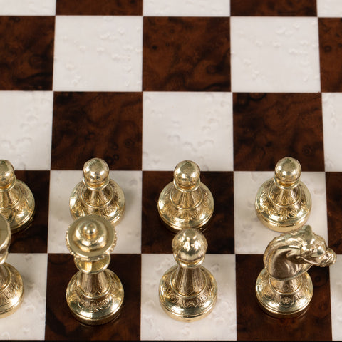 Luxurious Metal Chess Set with Walnut/Maple Wooden Chess Board/Box