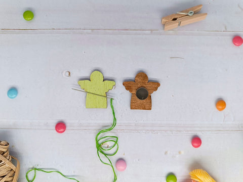 Magnetic Sewing Needle Holder with Green Angel Motif, 3 mm Plywood, 3 x 3 cm, Kind Fox by Wizardi