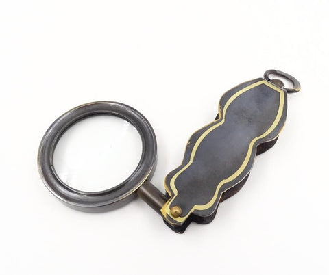 Magnifier in leather case - C-60