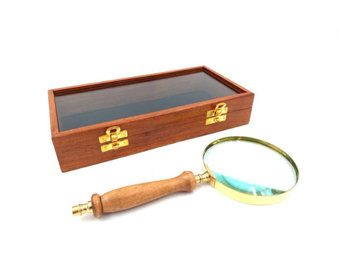 Magnifying glass in a box Set NC102386