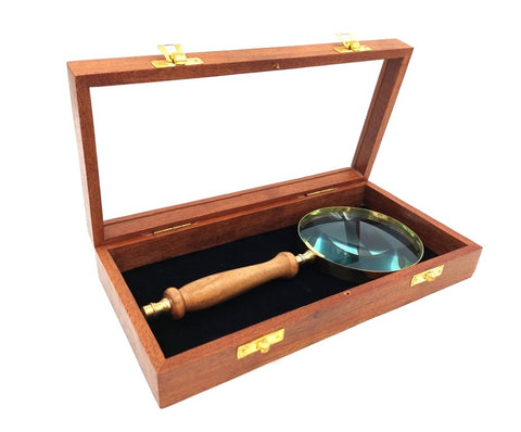 Magnifying glass in a box Set NC102386