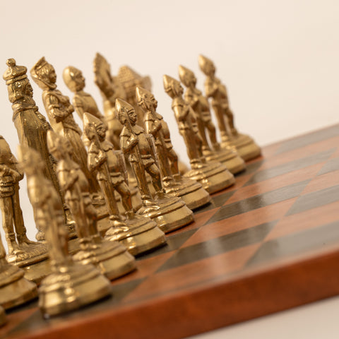 Mary Stuart Metal Chess Set with Leather-like Chessboard