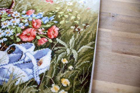 Meadow with Poppies SBU4020 - Cross Stitch Kit