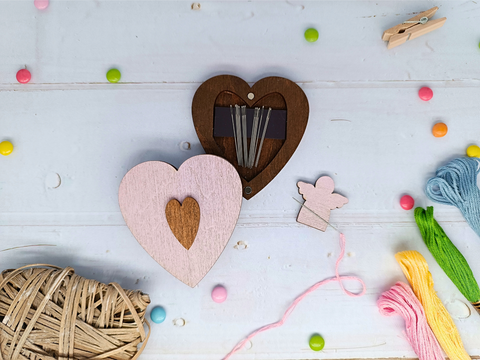 Wooden Sewing Needle Case with Pink Heart, 6.5 x 7 cm Plywood, Kind Fox by Wizardi