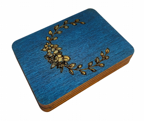 Wooden Sewing Needle Case, Blue 5 x 7 cm, Compact Plywood Needle Holder for Sewing, Embroidery & Crafts, Kind Fox by Wizardi