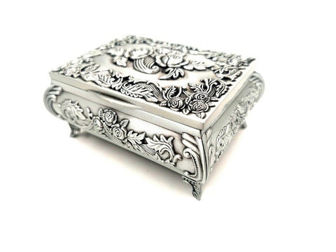 Metal jewelry box - 2075