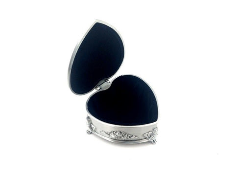 Metal jewelry box in the shape of a heart - 2099