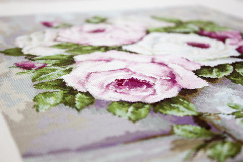 Mixed Roses SB574 - Cross Stitch Kit