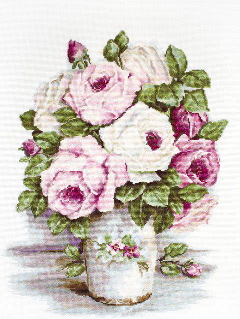 Mixed Roses SBA2329 - Cross Stitch Kit