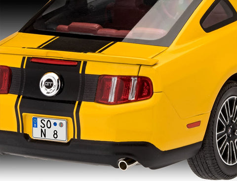 Model Set 2010 Ford Mustang - Plastic Modelling Kit By Revell