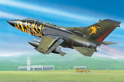 Model Set Tornado ECR - Plastic Modelling Kit By Revell