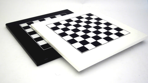 MODERN PYRAMIDS: Wooden Lacquered Chess Men with Glossy Black Chessboard