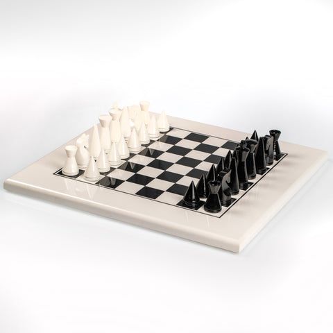 MODERN PYRAMID SET: Wooden Weighted Lacquered Chess Men with White Wooden Chessboard