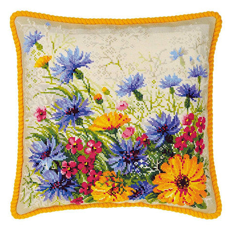 Moorish Lawn Cushion - Cross Stitch Kit from RIOLIS Ref. no.:1413