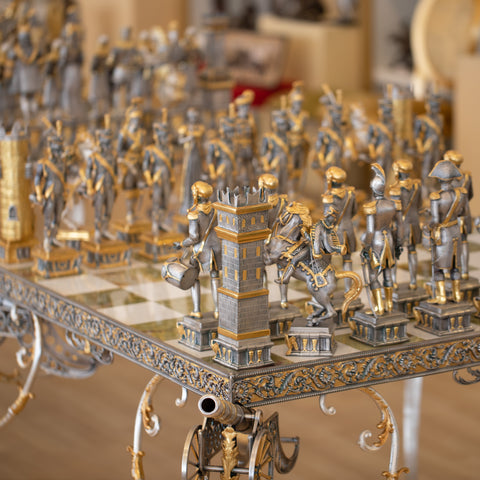 Napoleon vs Russians: Ultra Luxurious Limited Edition Chess Set