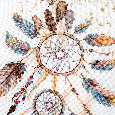 Never Stop Dreaming SLETI984 - Cross Stitch Kit