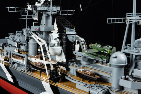 OcCre 1:200 Scale Prinz Eugen Kit 16000