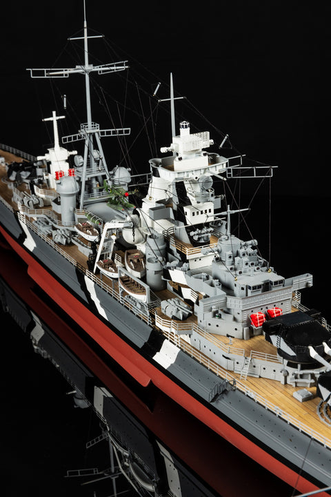 OcCre 1:200 Scale Prinz Eugen Kit 16000