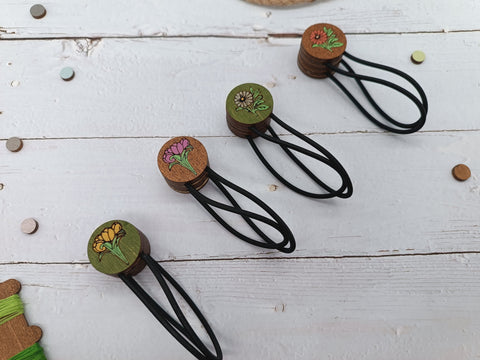 Flower Magnetic Holders, Set of 2, 3 mm Plywood, 3x3 cm Magnets for Fridge or Magnetic Board, Kind Fox KF040/2P