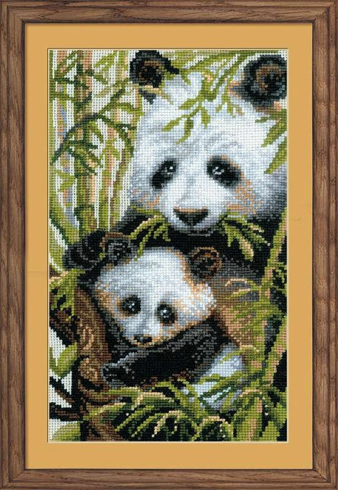 Panda with Young  - Cross Stitch Kit from RIOLIS Ref. no.:1159