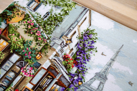 Paris in Flowers SB2365 - Cross Stitch Kit