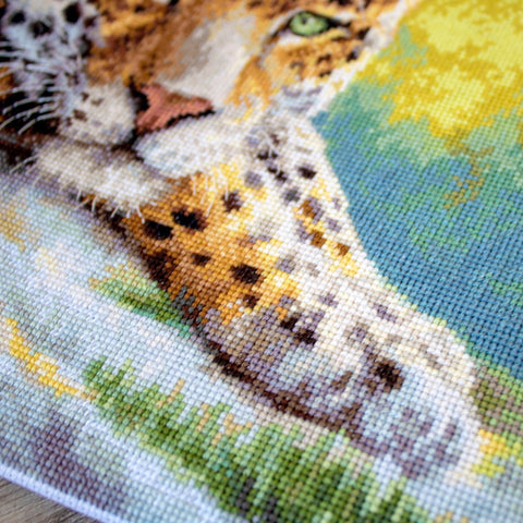 Peaceful Jaguar SLETI920 - Cross Stitch Kit