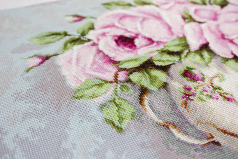 Pink Roses SB2319 - Cross Stitch Kit