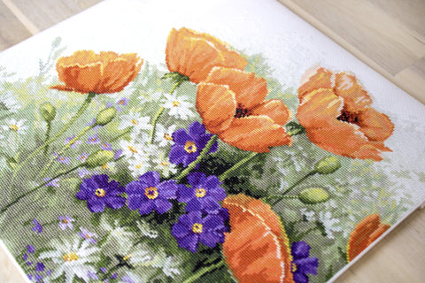 Poppies SB2368 - Cross Stitch Kit