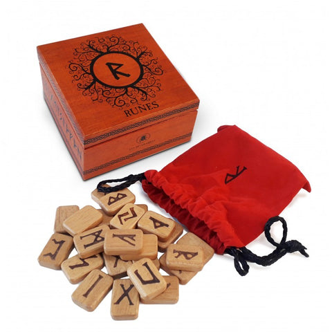 Precious Wooden Runes Lo Scarabeo