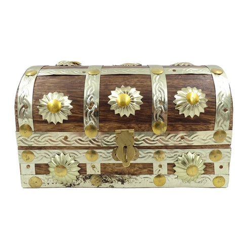 Richly decorated casket - SE14