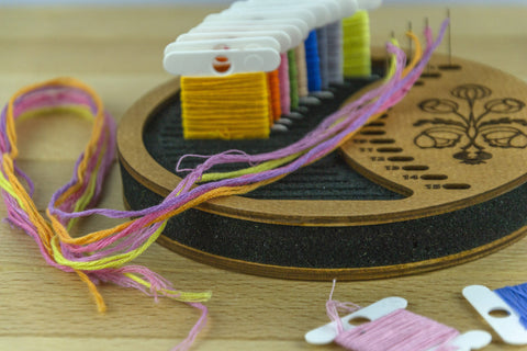 Embroidery Thread Bobbin Organizer for Plastic Spools, Craft Accessory Storage Case, Embroidery Craft