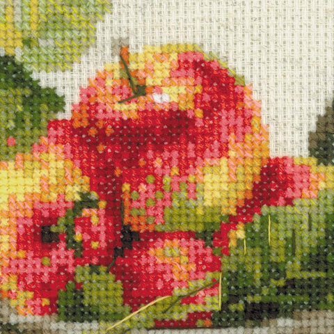 Ripe Apples - Cross Stitch Kit from RIOLIS Ref. no.:1450