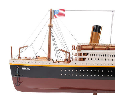 RMS Titanic - exclusive model of the legendary ship